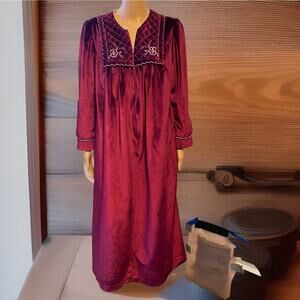 HEATHER COLLECTION Wine Red VELOUR Long Robe Nightgown House Coat Women's Large